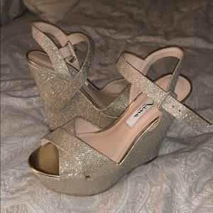 Champagne/gold Nina Wedges